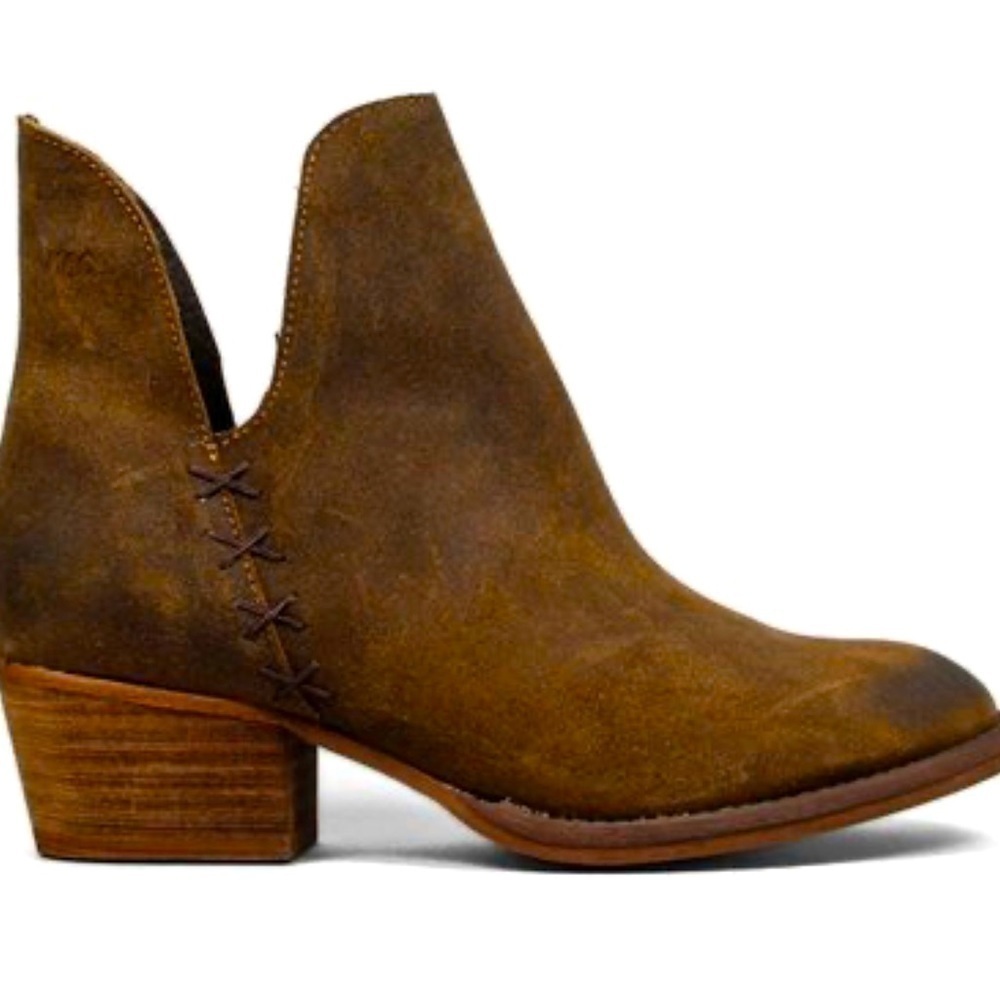 NWT Musse & Cloud Cue Leather Genius Boot